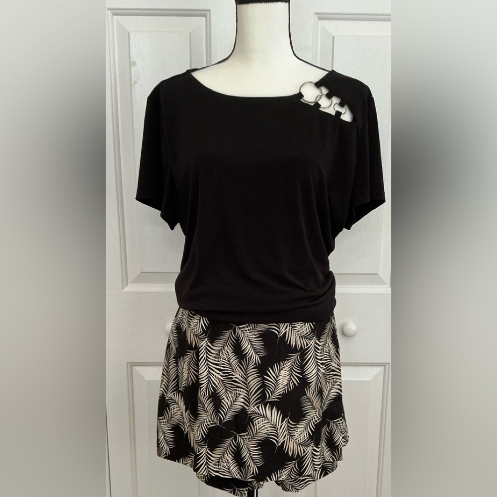 Ellen Tracy Leaf Print linen Skirt. NWOT